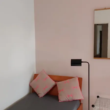 Minitel Apartment *