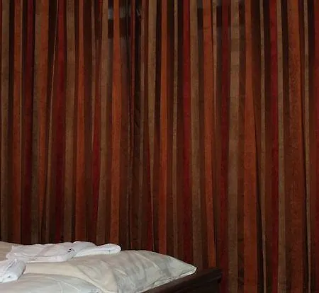 Hotel Adlernest 3*
