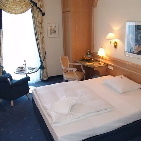 מלון Ringhotel Seehof 4*