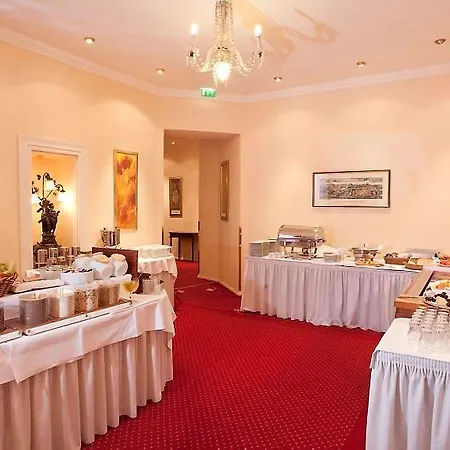 Henri Kurfuerstendamm Hotel 4*