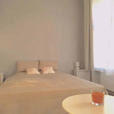 Family Apartments Mitte Apartment *