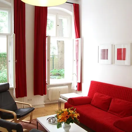 Nollendorf Apartment *
