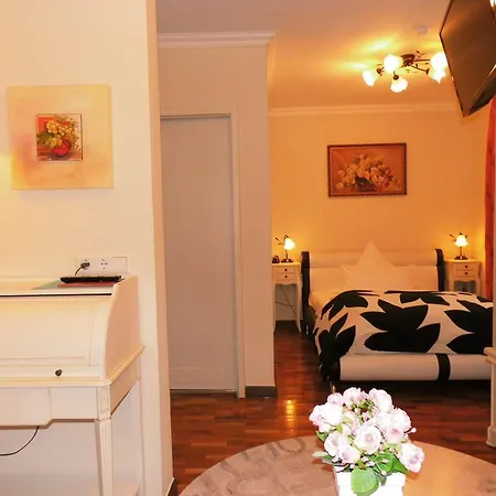 Aparthotel Guzulka & Restaurant Berlin