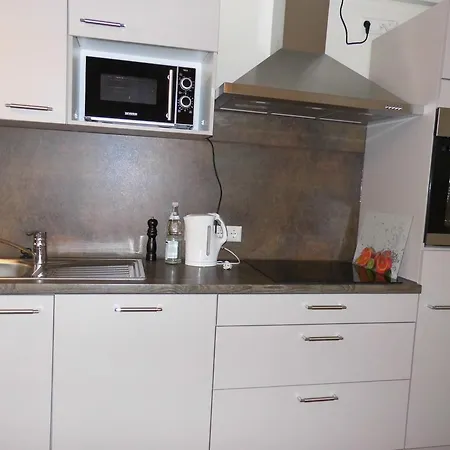 Apartmanhotel Guzulka & Restaurant Berlin