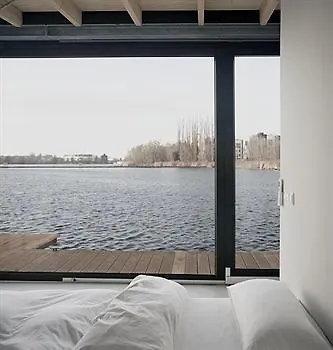 Hotel Old Town - Flodd - Floating Berlin