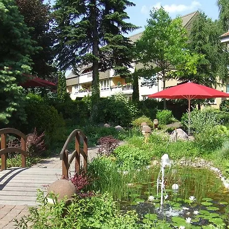 Alpinia Hotel