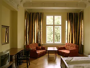 Bernstein Am Kurfuerstendamm Berlin