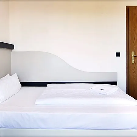 Dietrich-bonhoeffer-hotel Mitte Hotel 3*