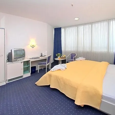 Garner - Spandau By Ihg