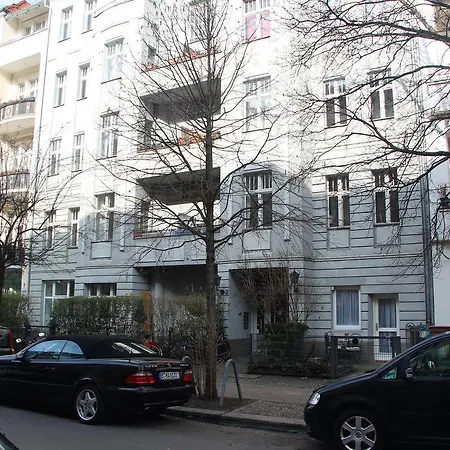 Stars Essener Strasse * Берлин