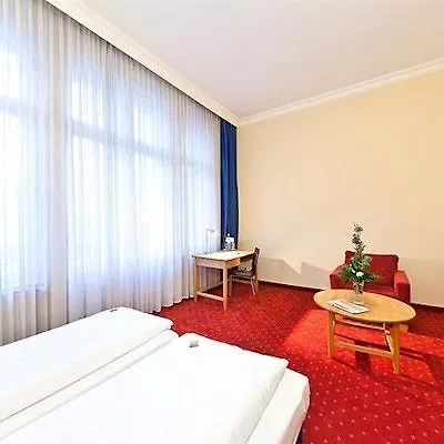 Novum Gates Charlottenburg Hotell 3*