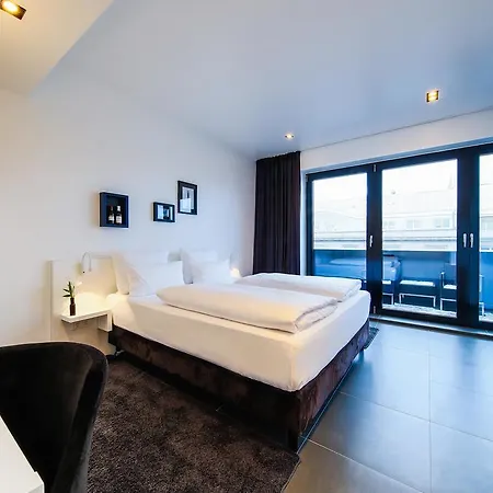 Lindemann's Hotel