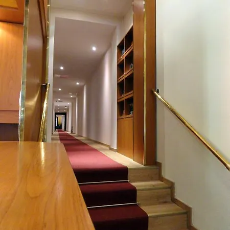 Graf Pueckler Hotell 2*