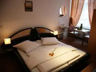 Hotel-pension Adamshof Berlin