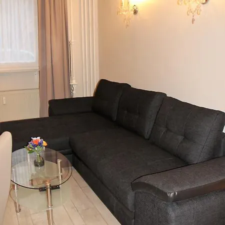 Apartment Stars Essener Strasse Berlin