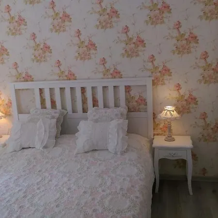 Apartment Romantic Style
