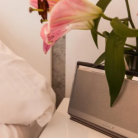 Апартаменты Apartment&rooms Near Brandenburg Gate Берлин