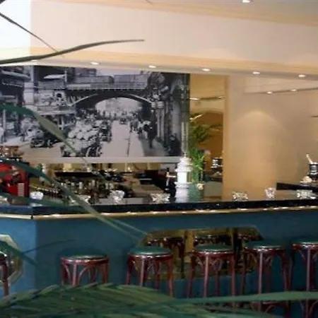 Berliner Baer Hotel 3*
