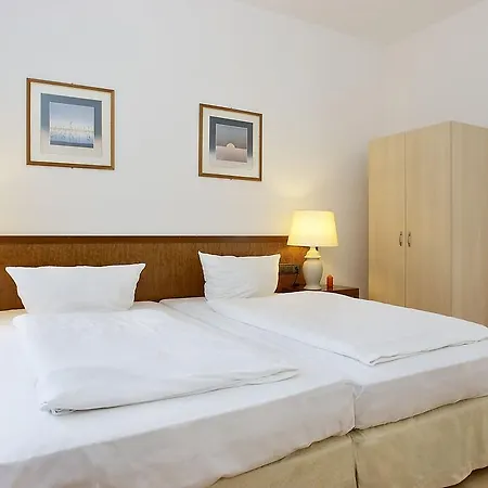 Rs Am Kurfurstendamm Apartment