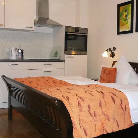 Apartmanhotel Guzulka & Restaurant Berlin