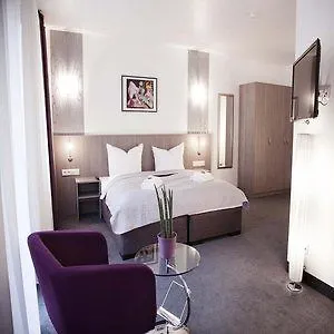 Nikolai Hotel 3*