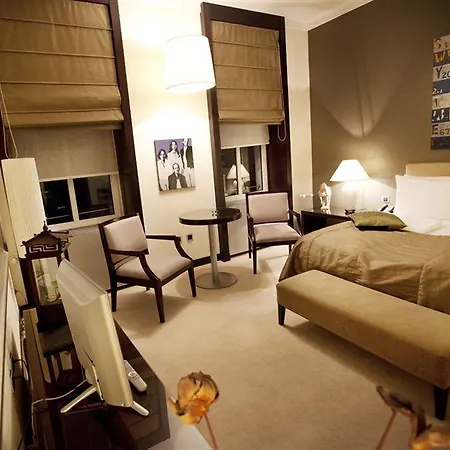 Quentin Design Hotel