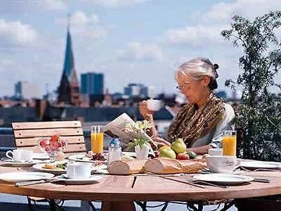 Domicil By Golden Tulip Hotel 4*