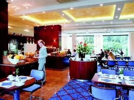 Hotel Wyndham Excelsior