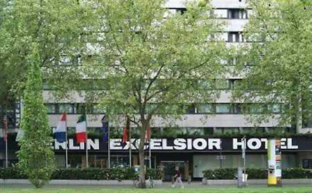 Wyndham Excelsior Hotel 4*