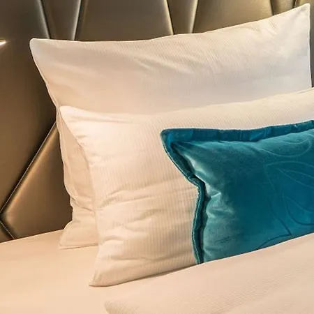 One Berlin-upper West Hotel 3*