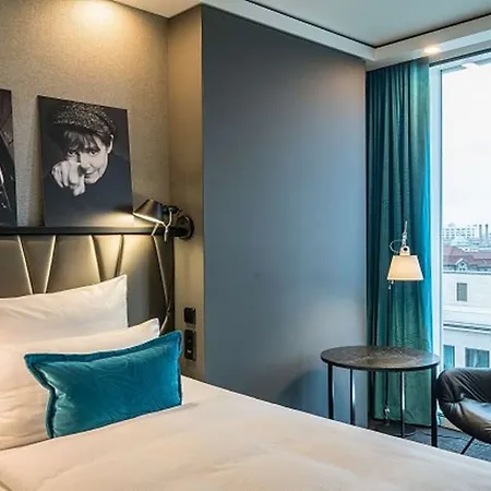 Hotel One Berlin-upper West 3*