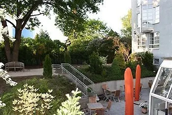 Senscity Spandau Otel 3*