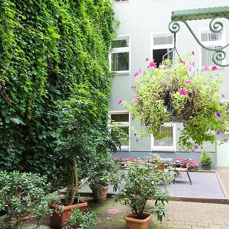 Kolo 77 Hotel