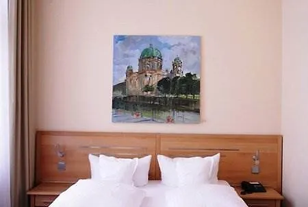Hotel Novum Gates Charlottenburg 3*