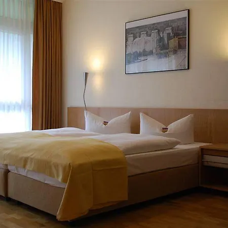 Westlife Hotel Berlin