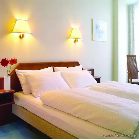 Senscity Spandau Otel 3*