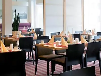 Mercure Airport Tegel Отель