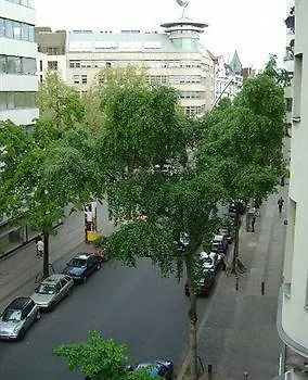Kurfuerst Am Kurfuerstendamm Berlino
