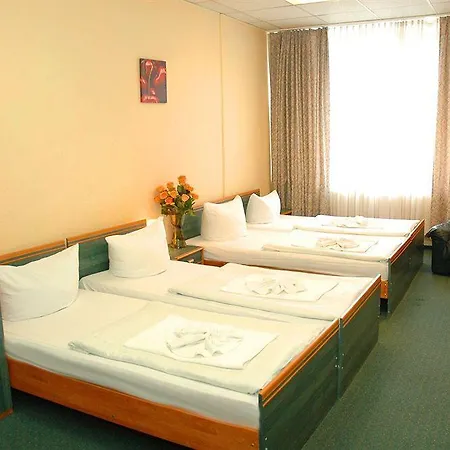 Ansbach Am Kadewe Hotel 3*