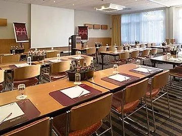 Отель Mercure Airport Tegel 4*