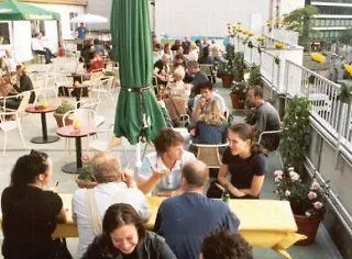 Ao Am Zoo Hotel
