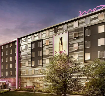 Moxy Ostbahnhof 4* ברלין