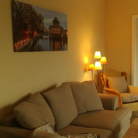 Apartment Ferienwohnung Eiswerder Berlin