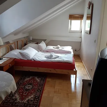 Aparthotel Hubertus 3*