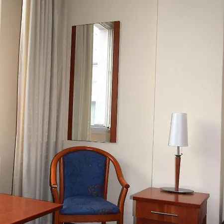Kurfuerst Am Kurfuerstendamm Hotel