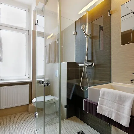 Hostel Ballhaus *