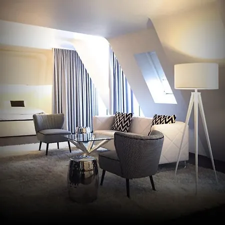 Q! Hotel 4*