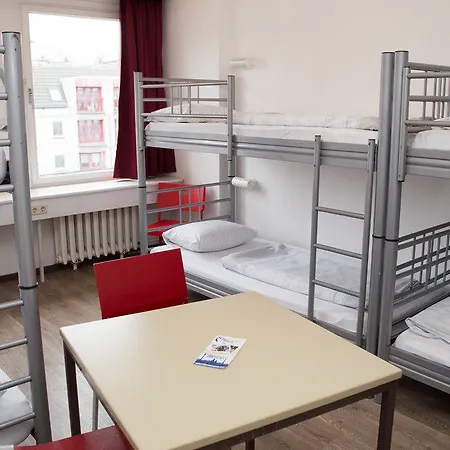 Hostel Cityhostel *