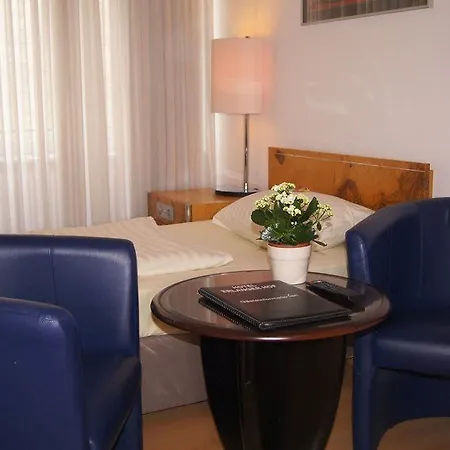 מלון Erlanger Hof