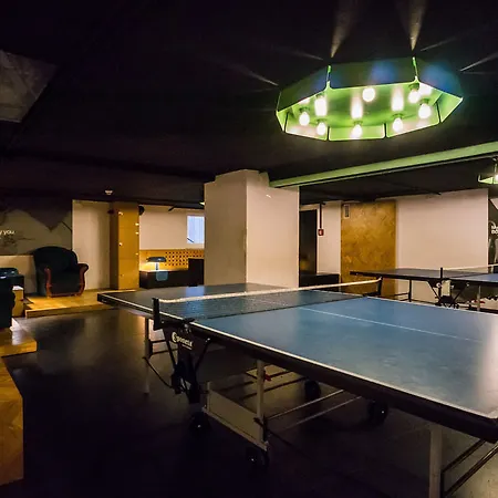 Amstel House Hostel